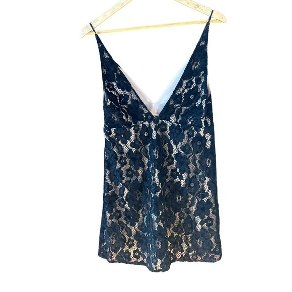 Free People Black Floral Lace Micro Mini Dress Size 6 Ultrafeminine Classic NWT - Picture 3 of 4